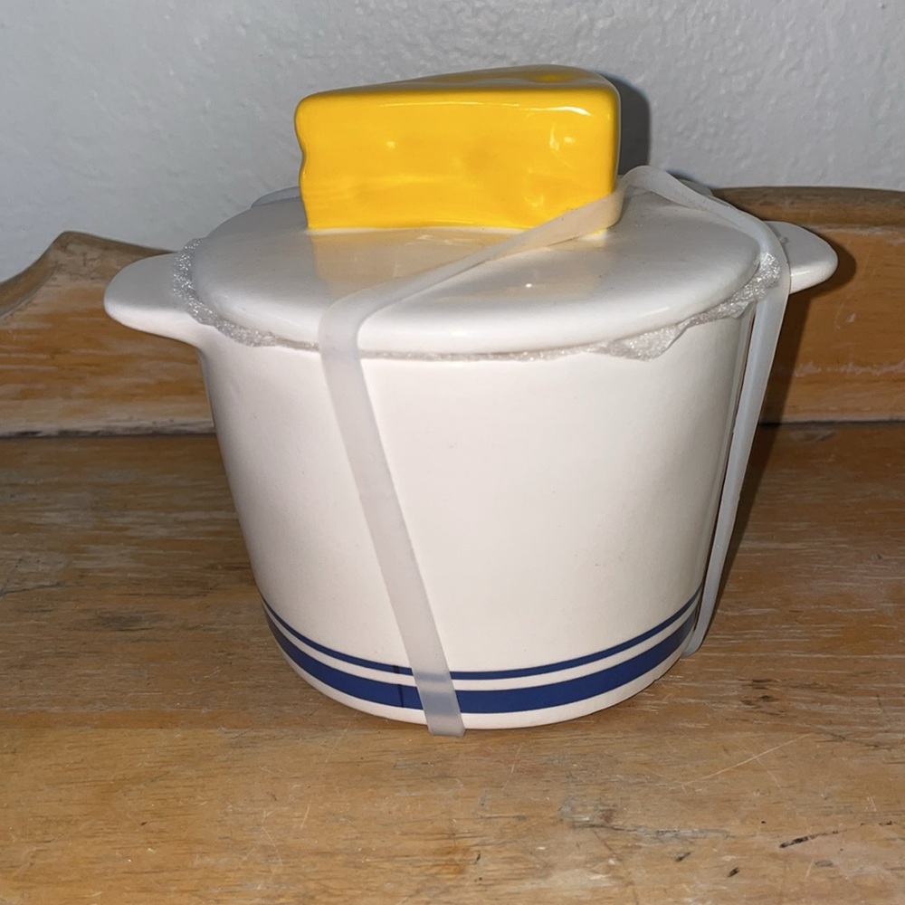 🧀Rae dun ratatouille Pixar collab mini baking dish 🧀 - Picture 2 of 3